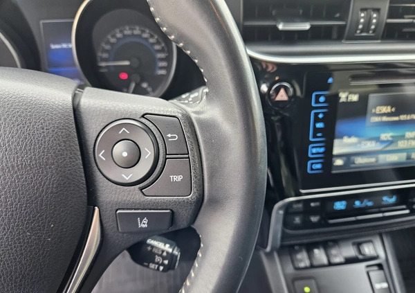 Toyota Auris cena 62999 przebieg: 159000, rok produkcji 2016 z Lubin małe 326